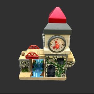 Thomas & Friends  Railway Wooden Playset with Red Roof and Clock